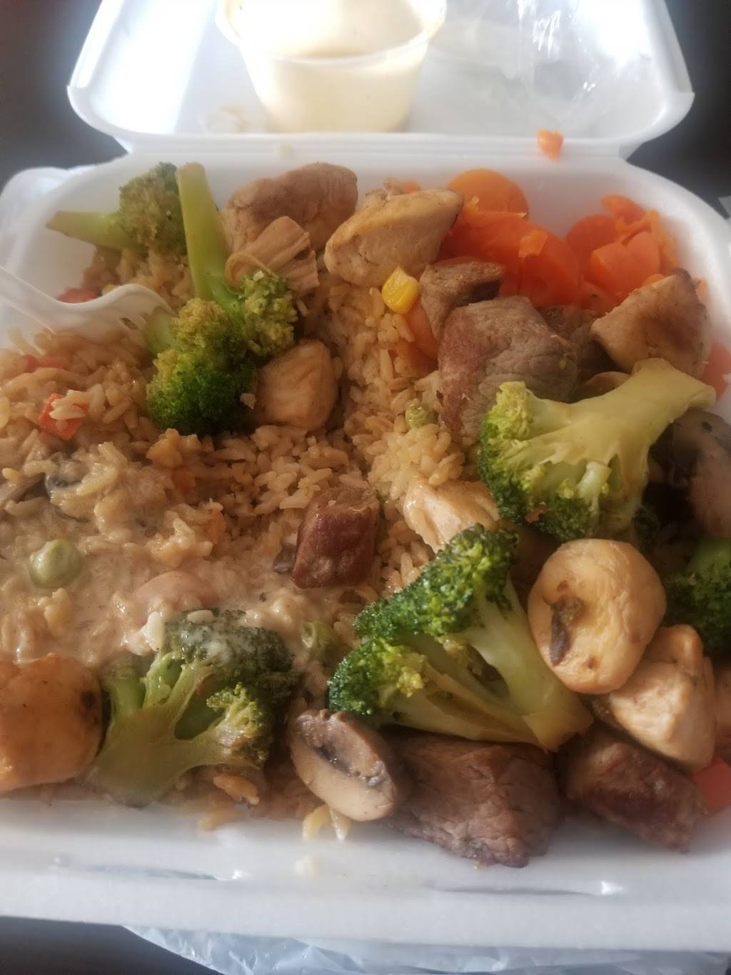 Itako hibachi Japanese grill | restaurant | 3411 W Andrew Johnson Hwy, Morristown, TN 37814, USA | 4233534563 OR +1 423-353-4563