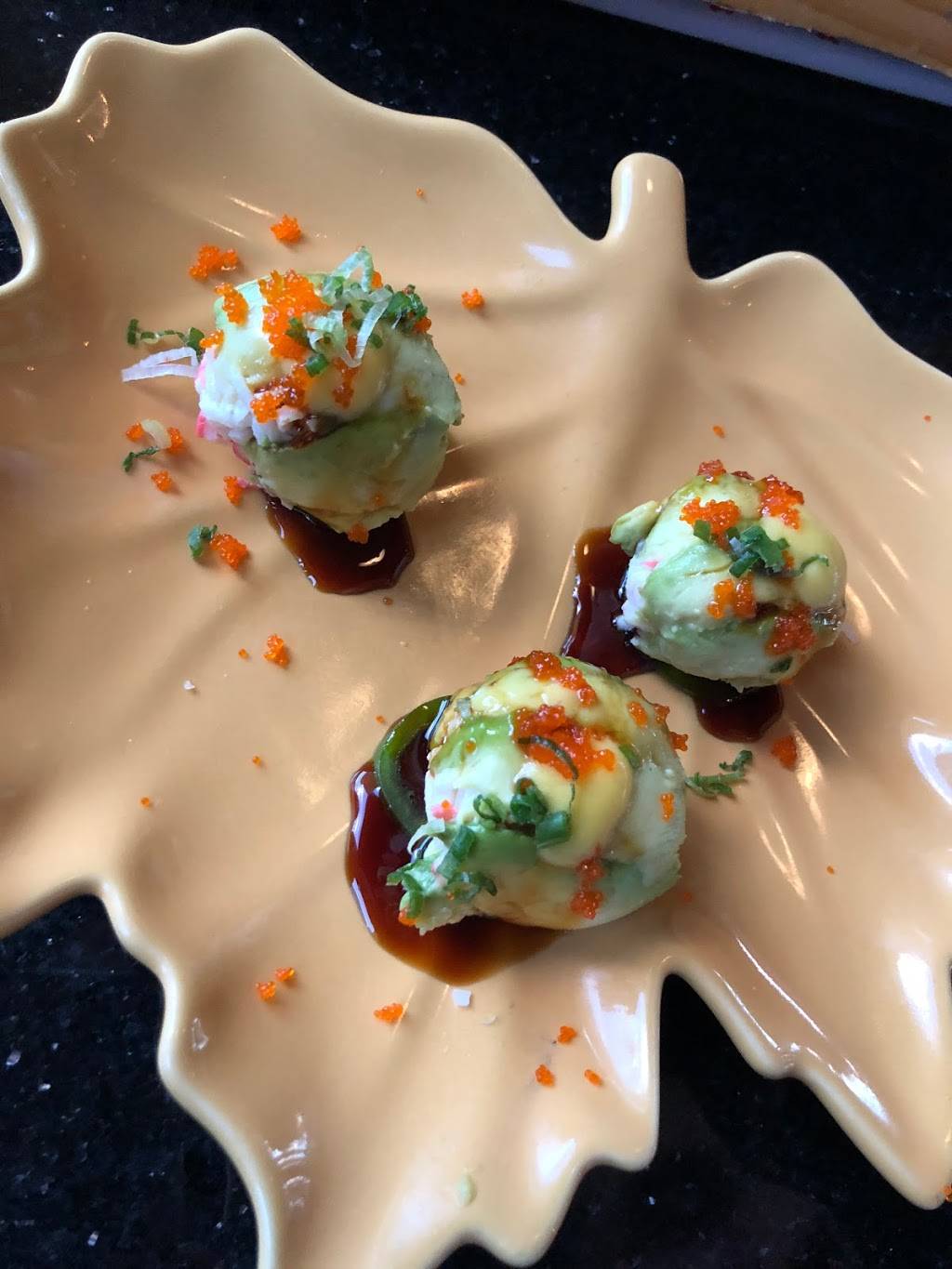 Kazoku Sushi | restaurant | 10665 W Colfax Ave, Lakewood, CO 80215, USA | 3032381199 OR +1 303-238-1199