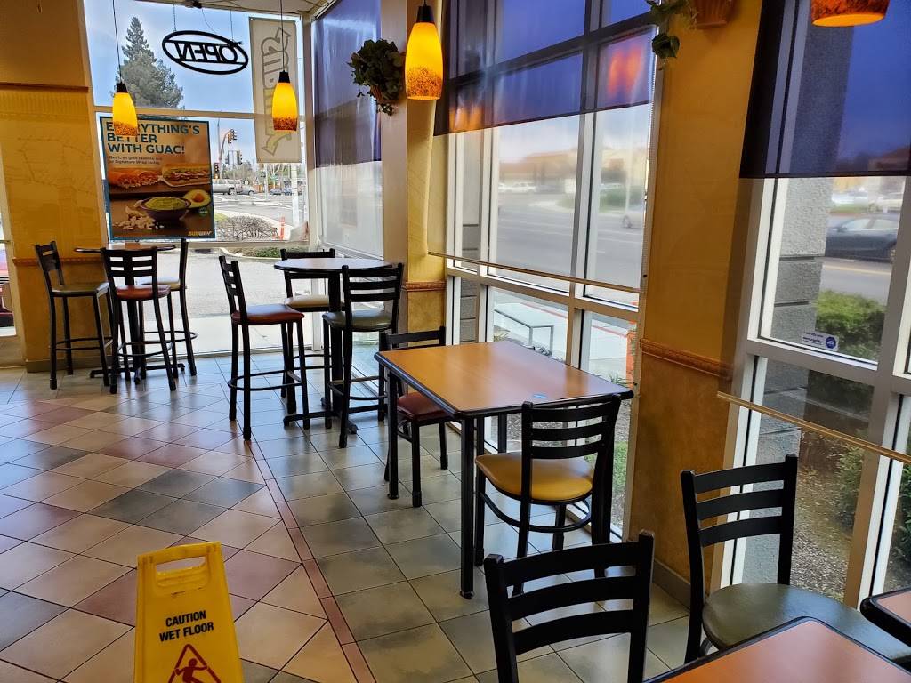 Subway Restaurants | restaurant | 2799 El Camino Real, Santa Clara, CA 95051, USA | 4082470109 OR +1 408-247-0109