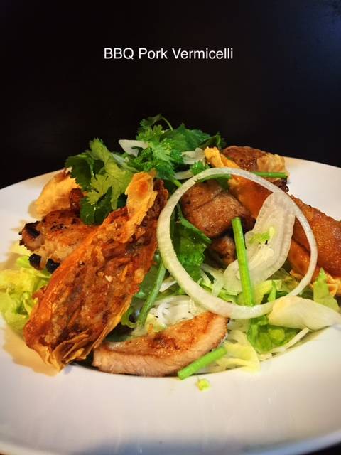 Nguyens Vietnamese Cuisine & Sushi Bar | cafe | 286 Humphrey St, Swampscott, MA 01907, USA | 7815920047 OR +1 781-592-0047