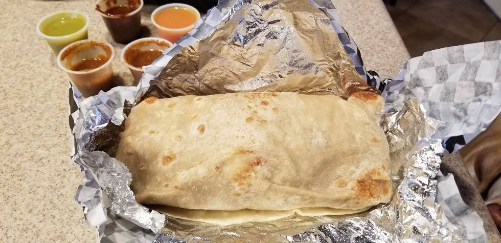 Salsero Loco | restaurant | 17928 Wika Rd, Apple Valley, CA 92307, USA | 7602427533 OR +1 760-242-7533