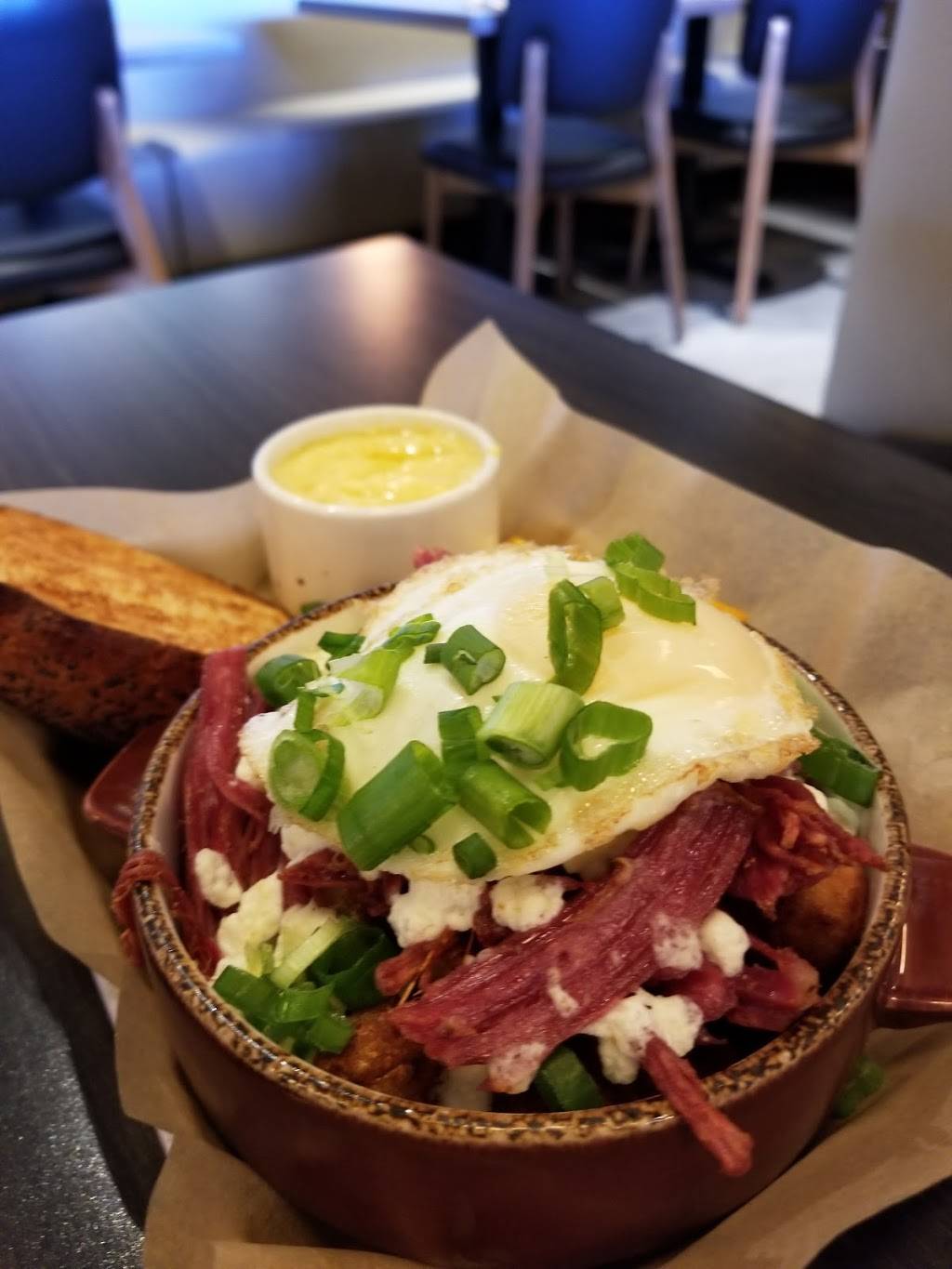 Rôtisserie St-Hubert | restaurant | 5885 Boulevard Cousineau, Saint-Hubert, QC J3Y 7P5, Canada | 5143855555 OR +1 514-385-5555