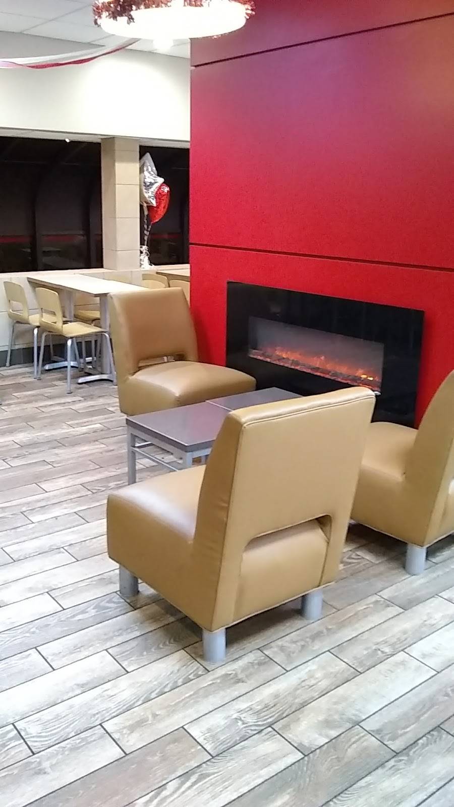 Wendys | restaurant | 3783 Cleveland Ave, Fort Myers, FL 33901, USA | 2399364409 OR +1 239-936-4409