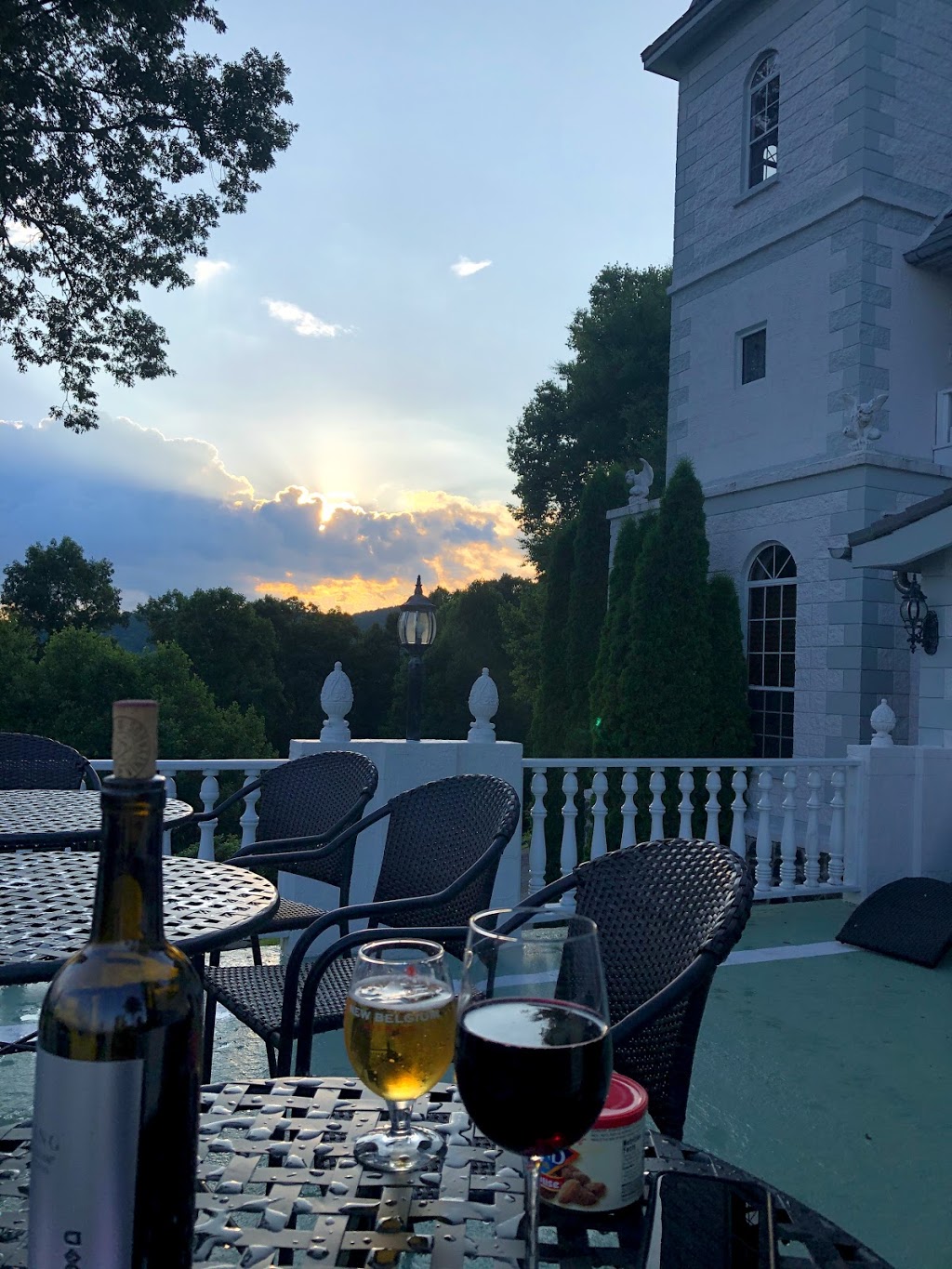 Smithmore Castle | restaurant | 638 Castle Way, Spruce Pine, NC 28777, USA | 9045095095 OR +1 904-509-5095