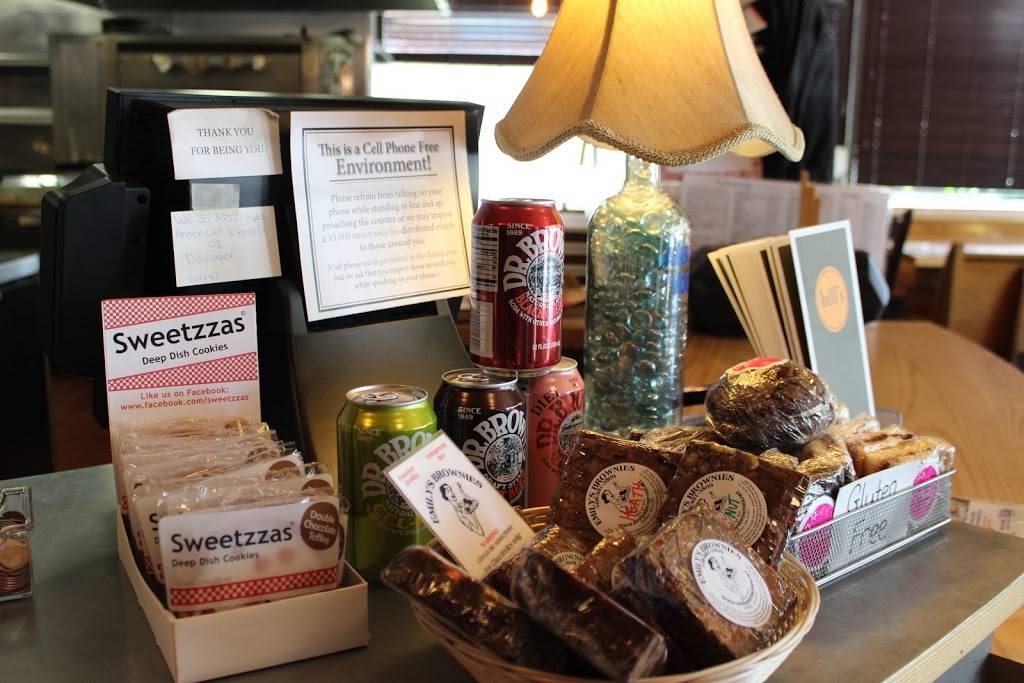 Bills Pizzeria | restaurant | 58 E Central St, Natick, MA 01760, USA | 5086533240 OR +1 508-653-3240