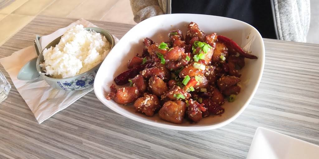 3+3 Lanzhou Ramen （3+3兰州拉面） | restaurant | 2700 Town Center Dr #132, Kennesaw, GA 30144, USA | 6784038433 OR +1 678-403-8433