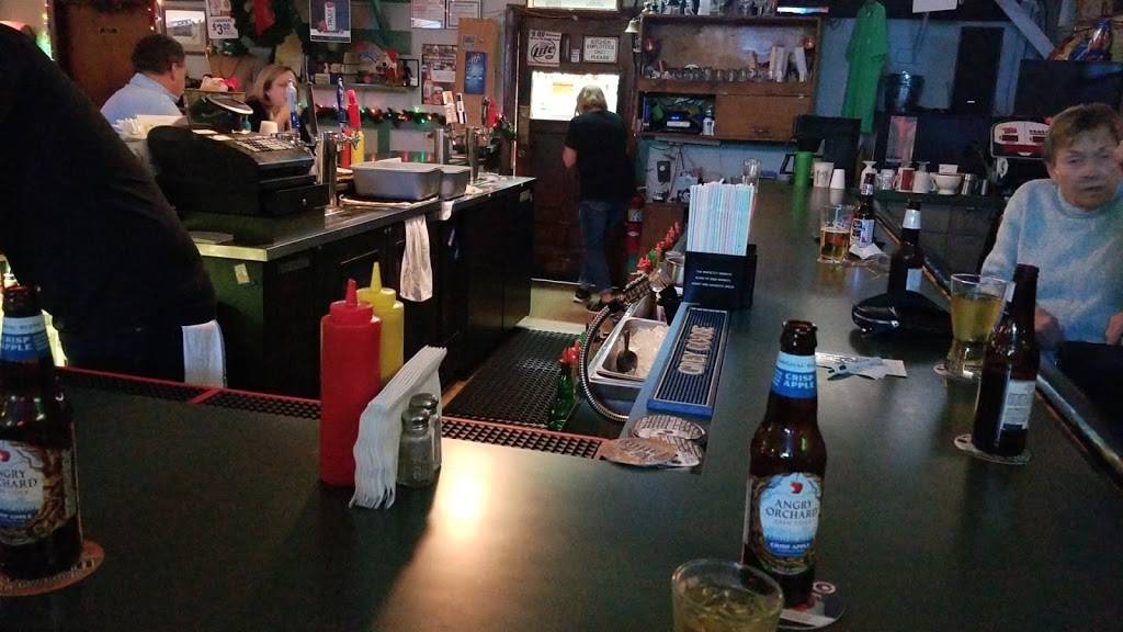 Walshs Corner Cocktail | restaurant | 304 W 85th St, Kansas City, MO 64114, USA | 8163617099 OR +1 816-361-7099