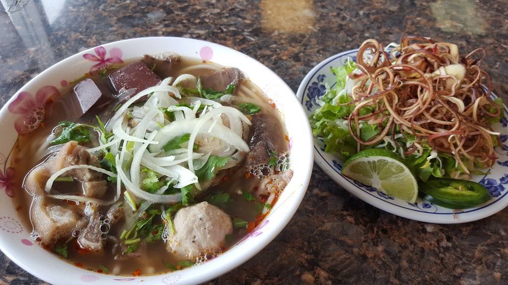 Pho My Chau Restaurant | restaurant | 7101 Martin Luther King Jr Way S, Seattle, WA 98118, USA | 2067258776 OR +1 206-725-8776