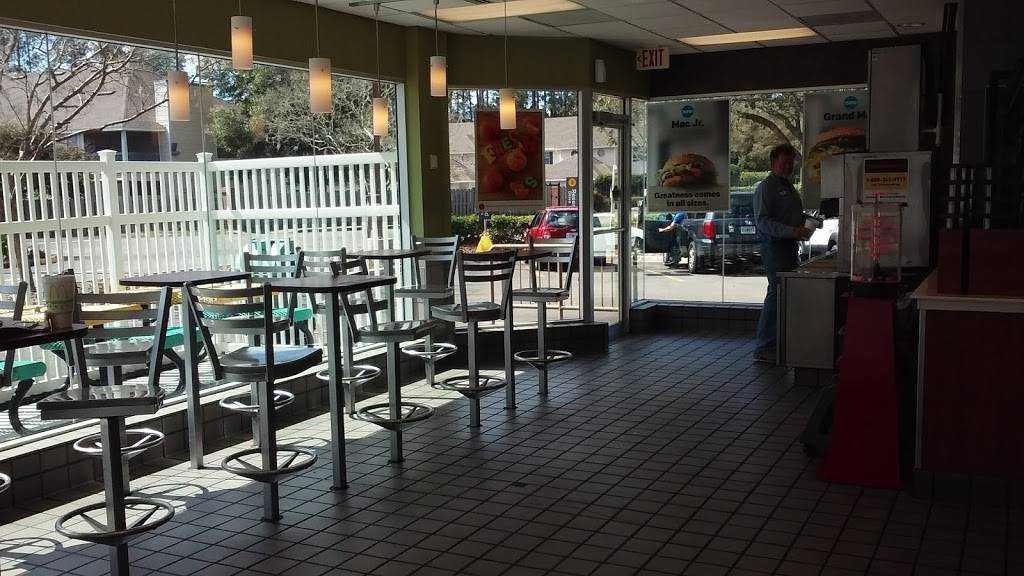McDonalds | cafe | 5110 NW 43rd St, Gainesville, FL 32606, USA | 3523761965 OR +1 352-376-1965