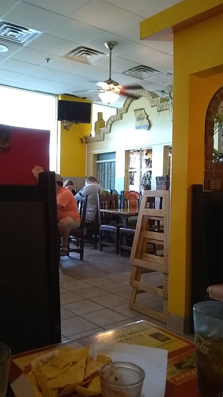 Si Senor Mex-Mex Bar and Grill | restaurant | 612 Walmart Dr, Farmington, MO 63640, USA | 5737473030 OR +1 573-747-3030