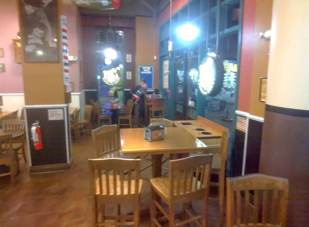 Potbelly Sandwich Shop | restaurant | 146 National Plaza, Oxon Hill, MD 20745, USA | 3016861160 OR +1 301-686-1160