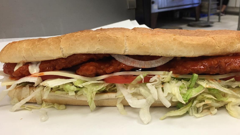 Bailey N Doat Pizzeria | restaurant | 2028 Bailey Ave, Buffalo, NY 14211, USA | 7168924111 OR +1 716-892-4111