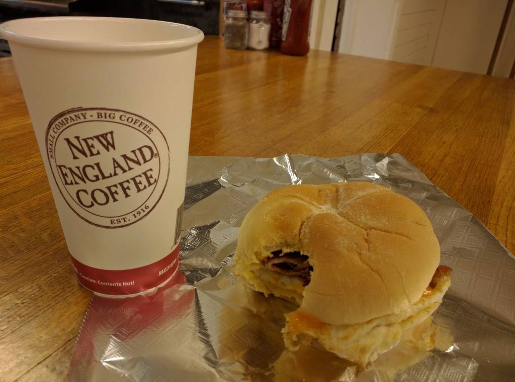 Scotland General Store | restaurant | 8 Palmer Rd, Scotland, CT 06264, USA | 8604238657 OR +1 860-423-8657