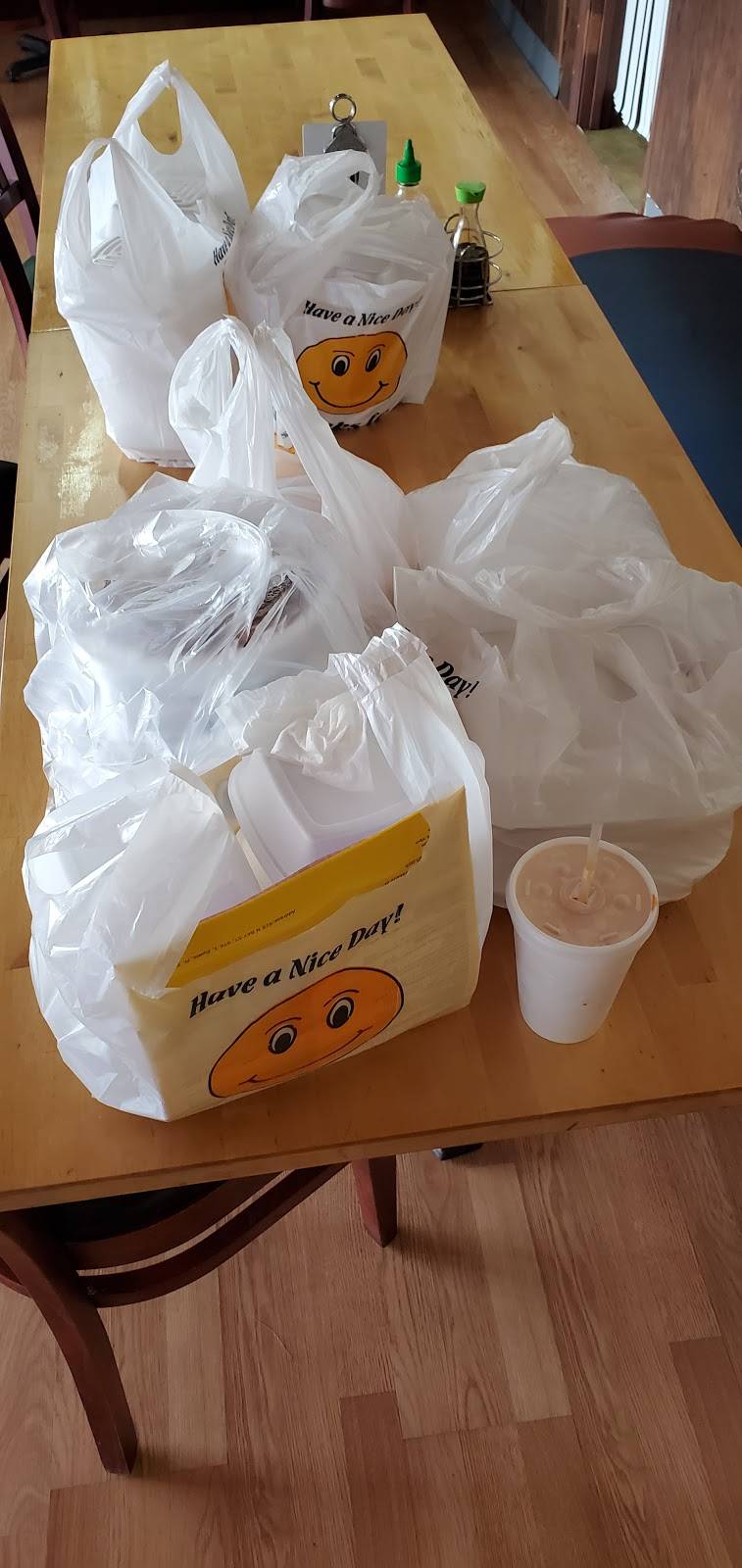 Aloy Dee Thai Cuisine | restaurant | 925 N Bay St, Eustis, FL 32726, USA | 3527089403 OR +1 352-708-9403