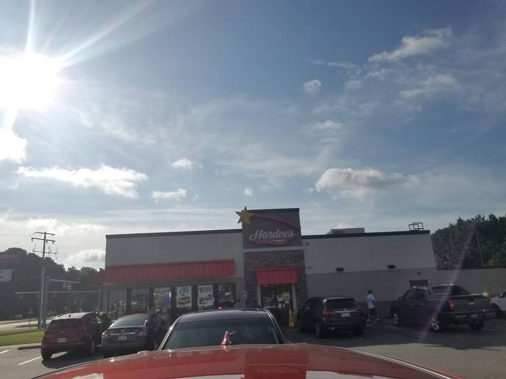 Hardees | restaurant | 28384 Southampton Pkwy, Courtland, VA 23837, USA | 7576532004 OR +1 757-653-2004
