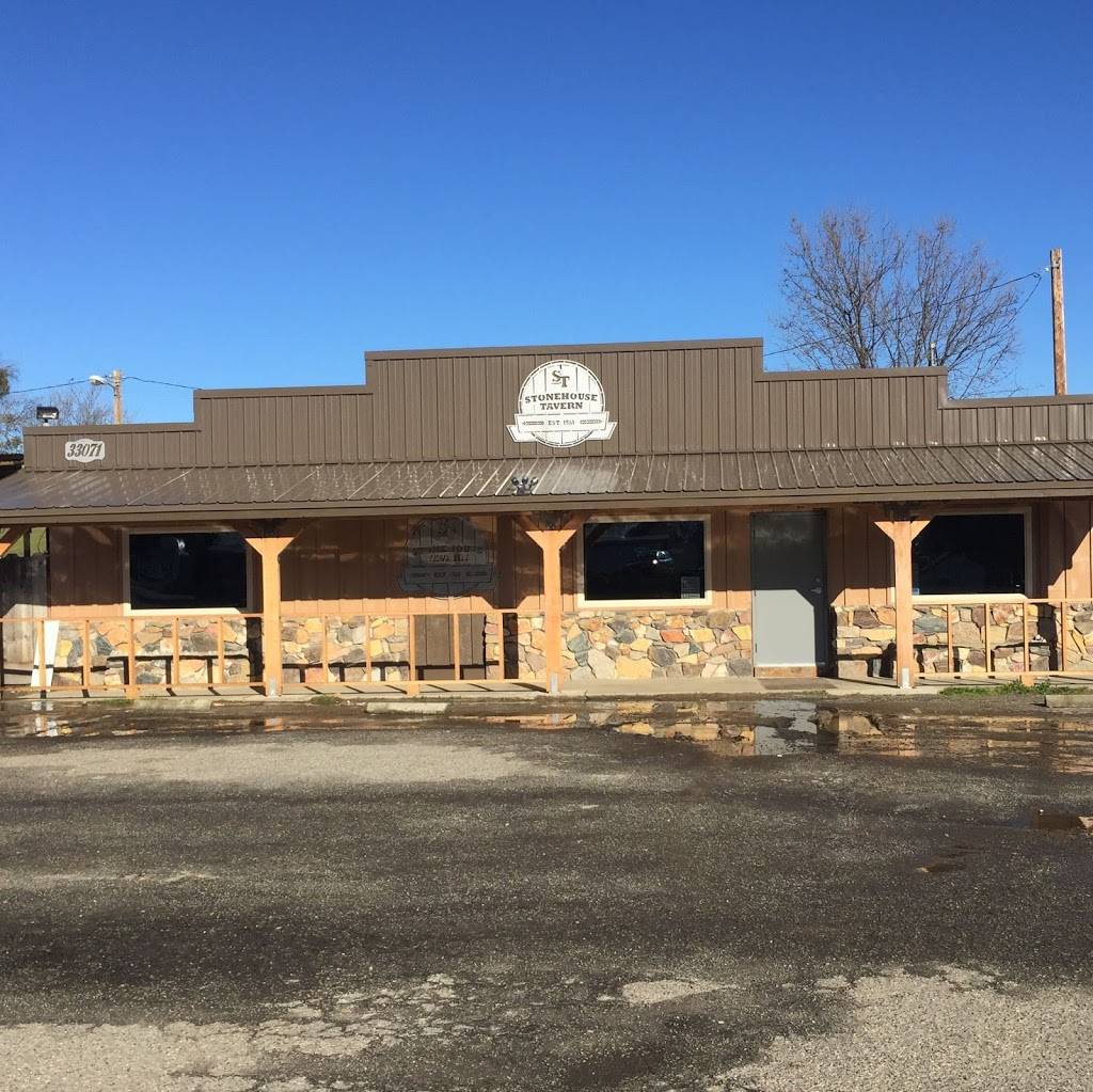 Stonehouse Tavern & Eatery | restaurant | 33071 Auberry Rd, Auberry, CA 93602, USA | 5598554800 OR +1 559-855-4800