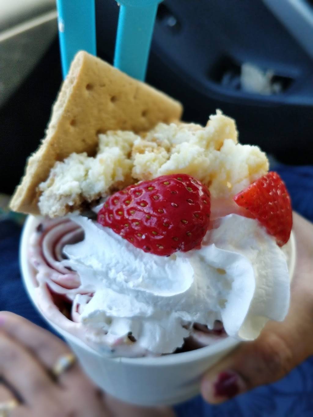 Snobachi Handcrafted Ice Cream | restaurant | 2206 E 7th Ave, Tampa, FL 33605, Tampa, FL 33605, USA | 8132846071 OR +1 813-284-6071