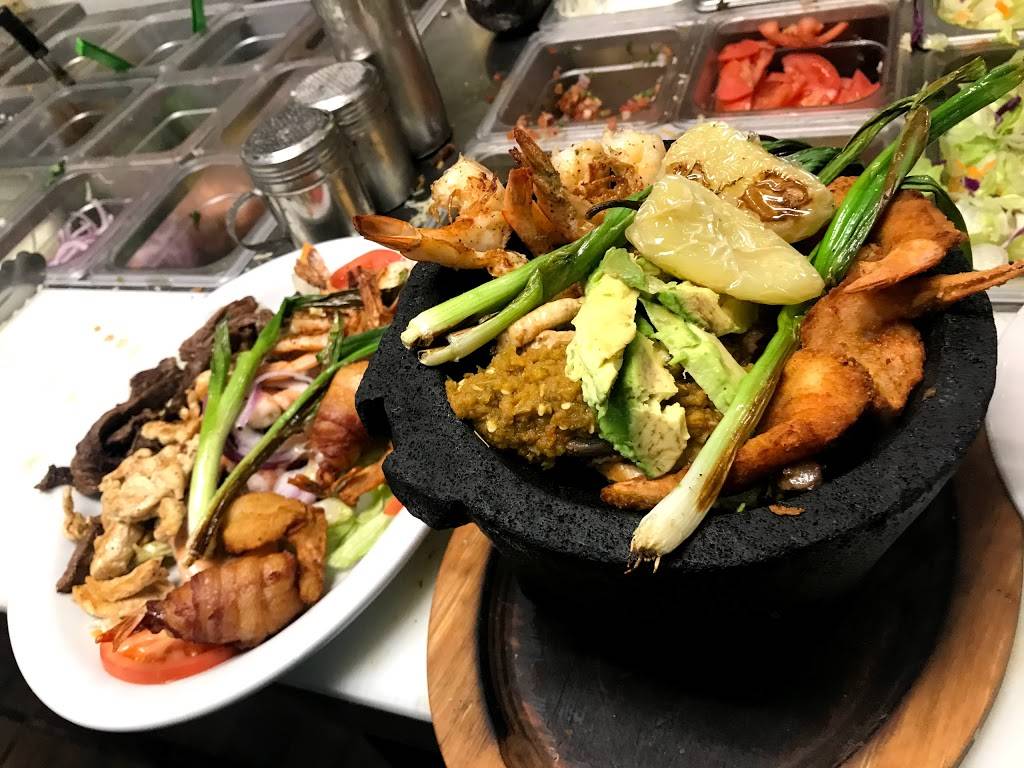 El Bucanero | restaurant | 436 SW 59th St, Oklahoma City, OK 73109, USA | 4056355047 OR +1 405-635-5047