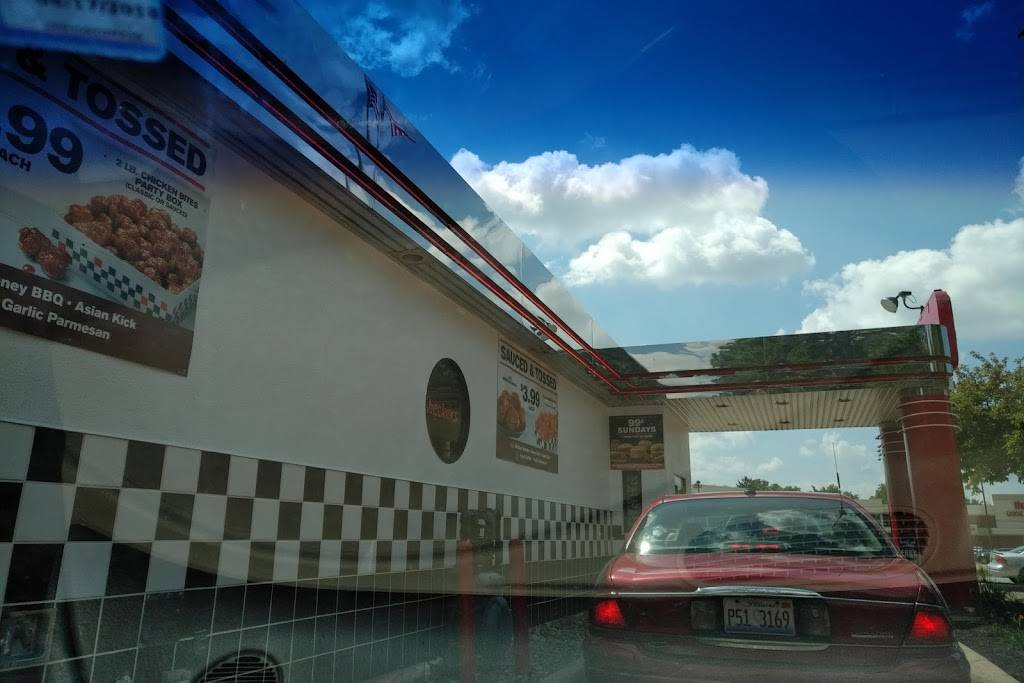 Checkers | restaurant | 2929 18th Ave, Rock Island, IL 61201, USA | 3097867200 OR +1 309-786-7200