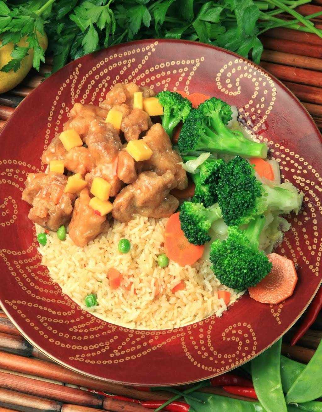 Ruby Thai Kitchen | restaurant | 250 Granite St, Braintree, MA 02184, USA | 7813567888 OR +1 781-356-7888