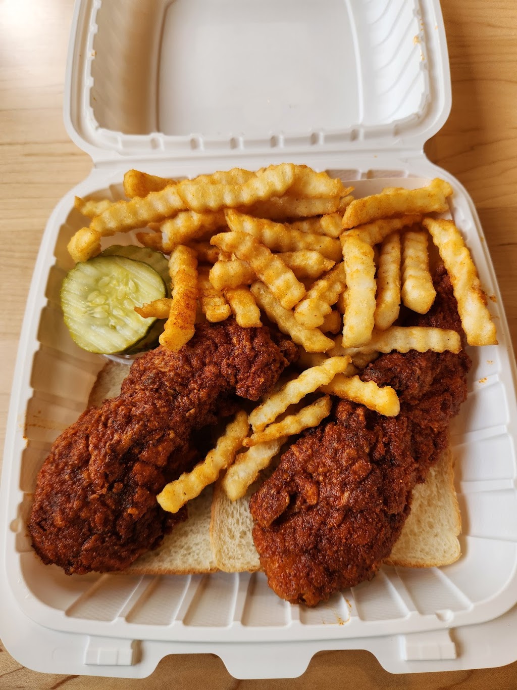 Daves Hot Chicken | restaurant | 5010 El Cerrito Plaza, El Cerrito, CA 94530, USA | 5109839738 OR +1 510-983-9738