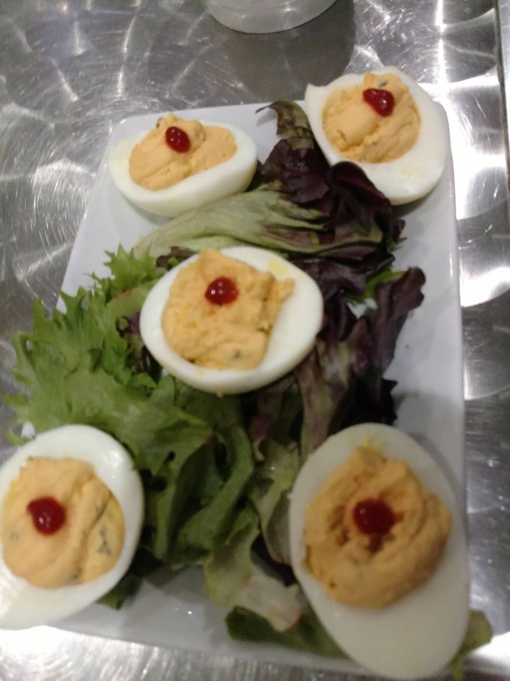 Sand Dollar Bar and Grill | restaurant | 244 Lower County Rd, Dennis Port, MA 02639, USA | 5083984823 OR +1 508-398-4823