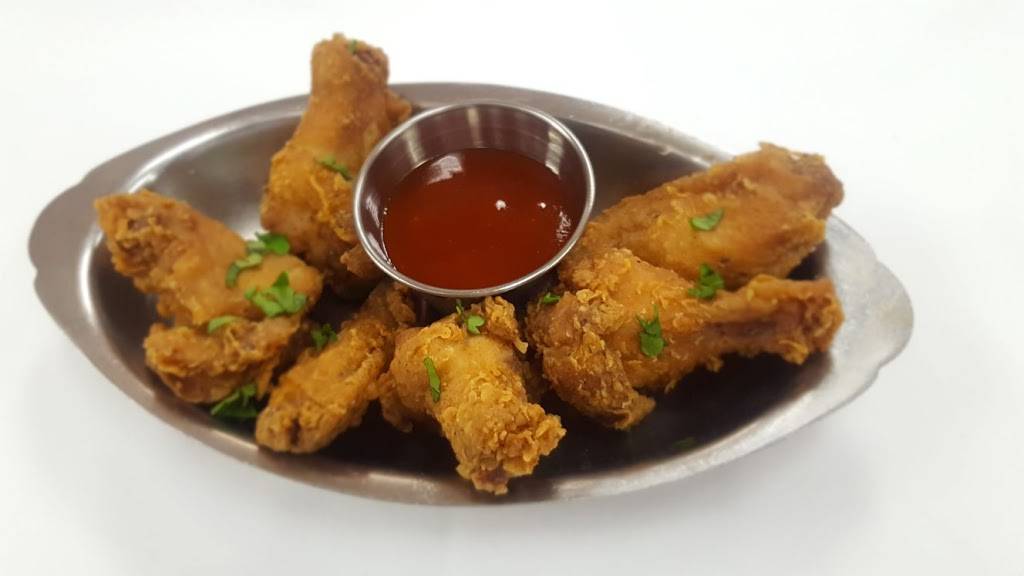 Greenz Restaurant | restaurant | 395 Rue Saint-Jacques, Lachine, QC H8R 1E7, Canada | 4383871336 OR +1 438-387-1336