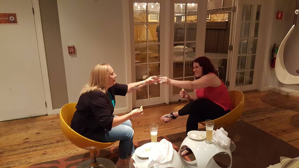 Christies Restaurant | restaurant | 14 Perry Mill Wharf, Newport, RI 02840, USA | 4018475400 OR +1 401-847-5400