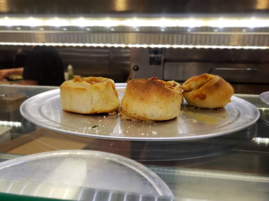 Enzos Pizza & Pasta | restaurant | 246 Eagleview Blvd, Exton, PA 19341, USA | 6103632500 OR +1 610-363-2500