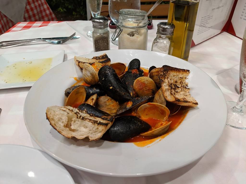 Casa Nostra | restaurant | 835 Vanderbilt Beach Rd, Naples, FL 34108, USA | 2395968010 OR +1 239-596-8010