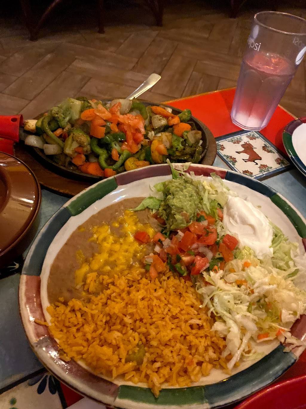 El Toro Mexican Restaurant & Cantina | restaurant | 13719 Pacific Ave S, Tacoma, WA 98444, USA | 2535369735 OR +1 253-536-9735