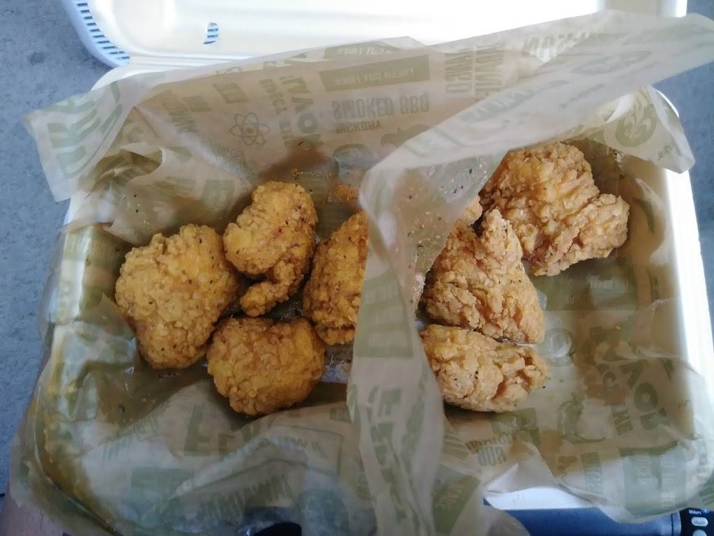 Wingstop | restaurant | 2920 Roberts Ave, Philadelphia, PA 19129, USA | 2152259464 OR +1 215-225-9464