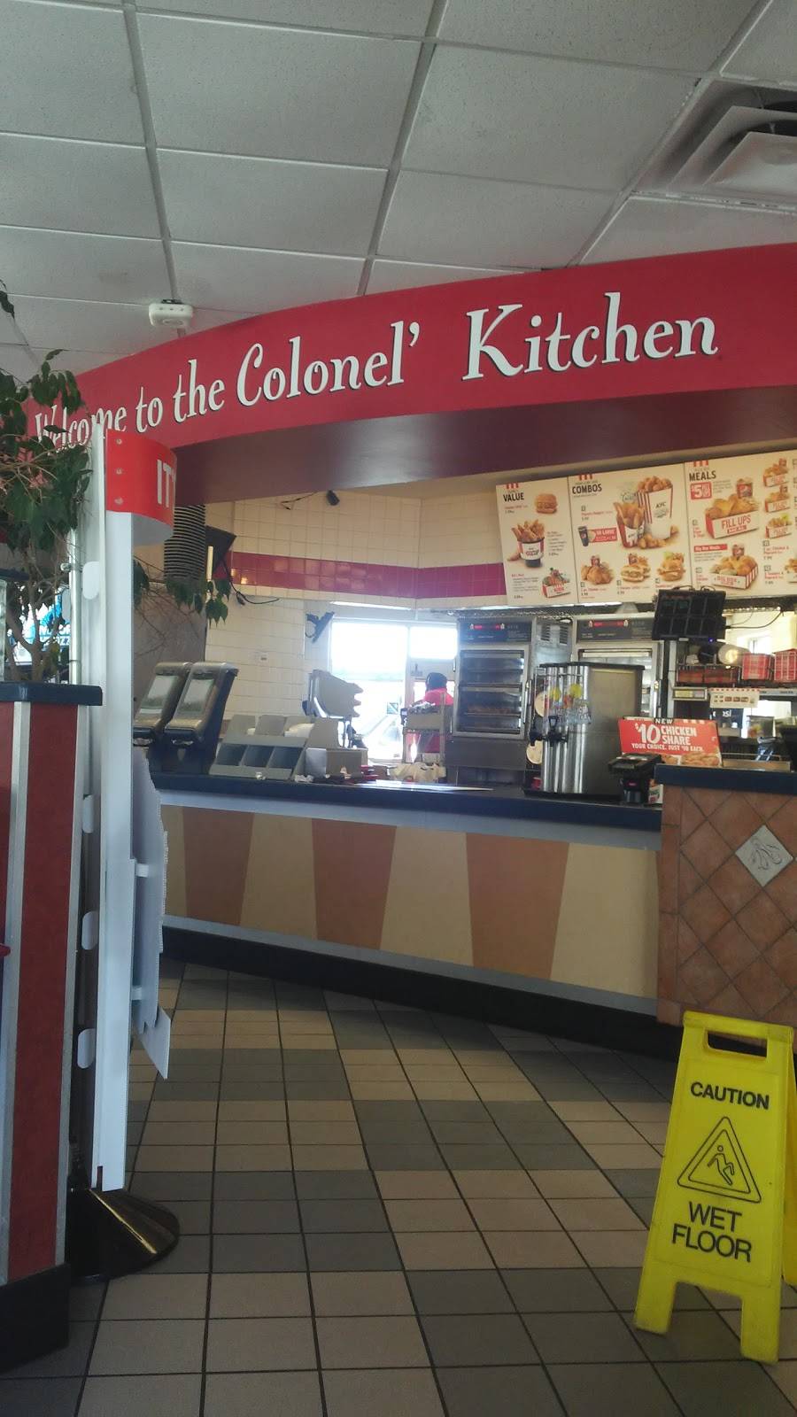 KFC | restaurant | 626 Atlantic Blvd, Neptune Beach, FL 32266, USA | 9042410544 OR +1 904-241-0544