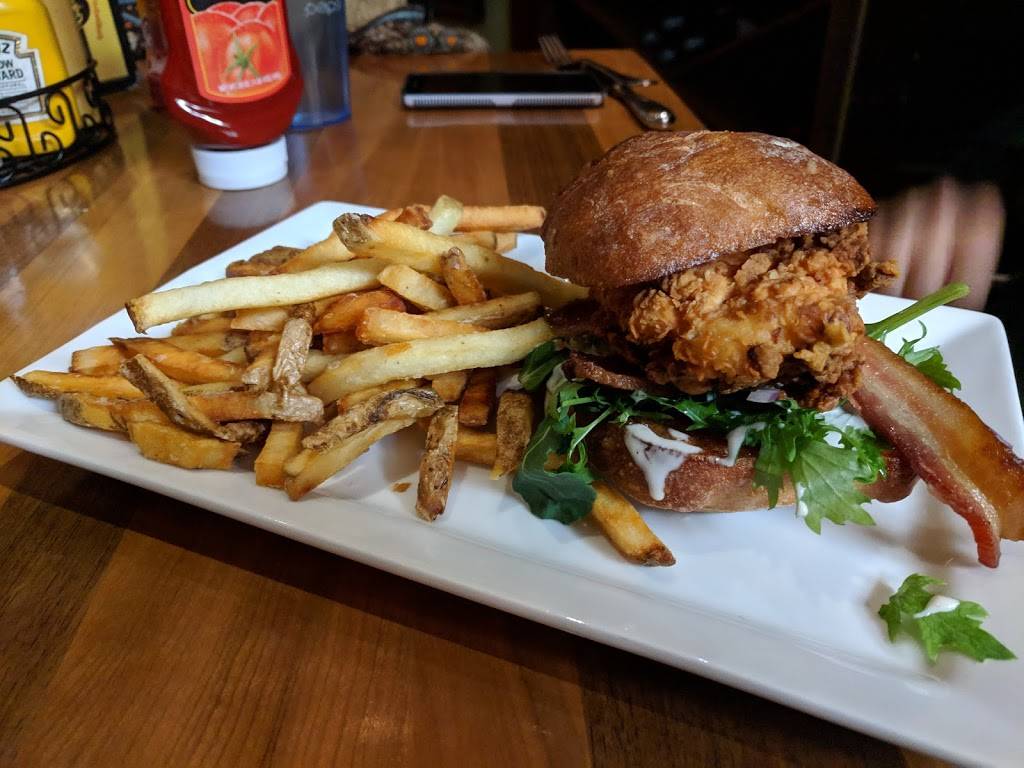 Freddy Valentines Public House | restaurant | 134 W Jefferson St, Spring Green, WI 53588, USA | 6085880220 OR +1 608-588-0220