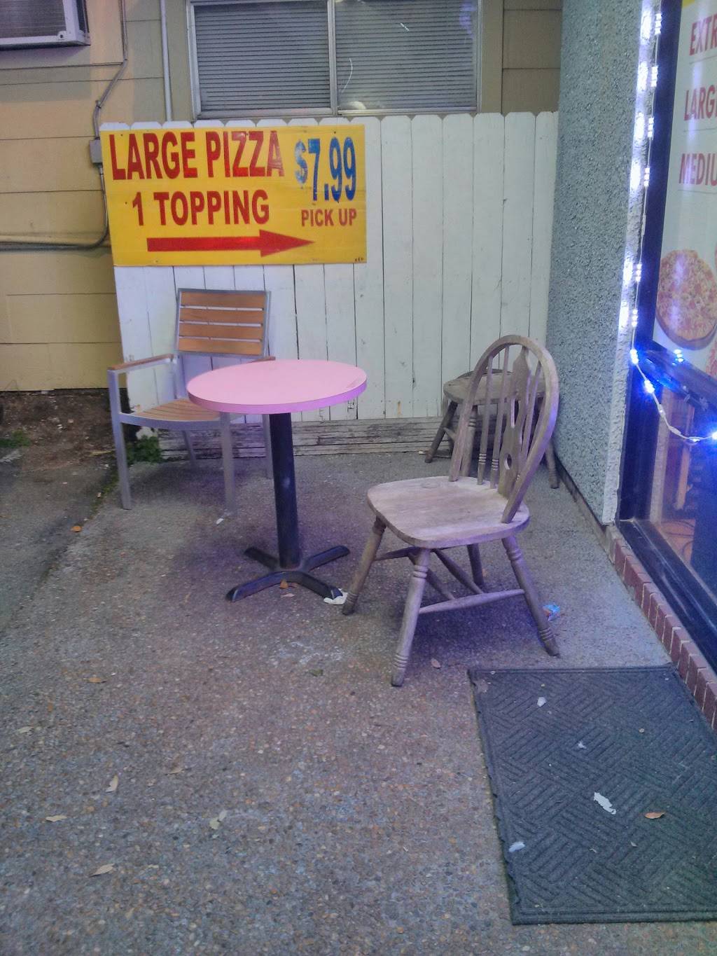 Texas Pizza | meal delivery | 1853 Richmond Ave, Houston, TX 77098, USA | 7135247373 OR +1 713-524-7373