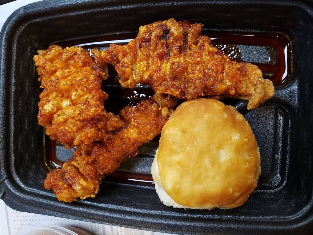 KFC | restaurant | 11657 Highway 70 West, Clayton, NC 27520, USA | 9195532934 OR +1 919-553-2934