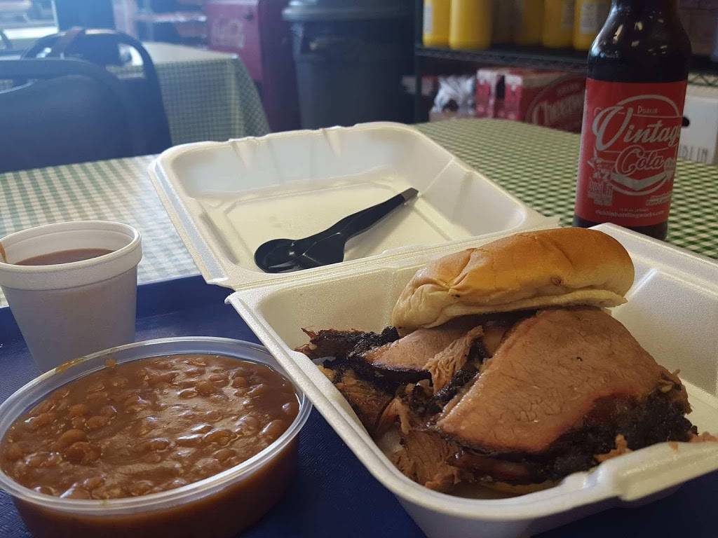 Carters Bar-B-Que | restaurant | 519 S Eastman Rd, Longview, TX 75602, USA | 9032363271 OR +1 903-236-3271