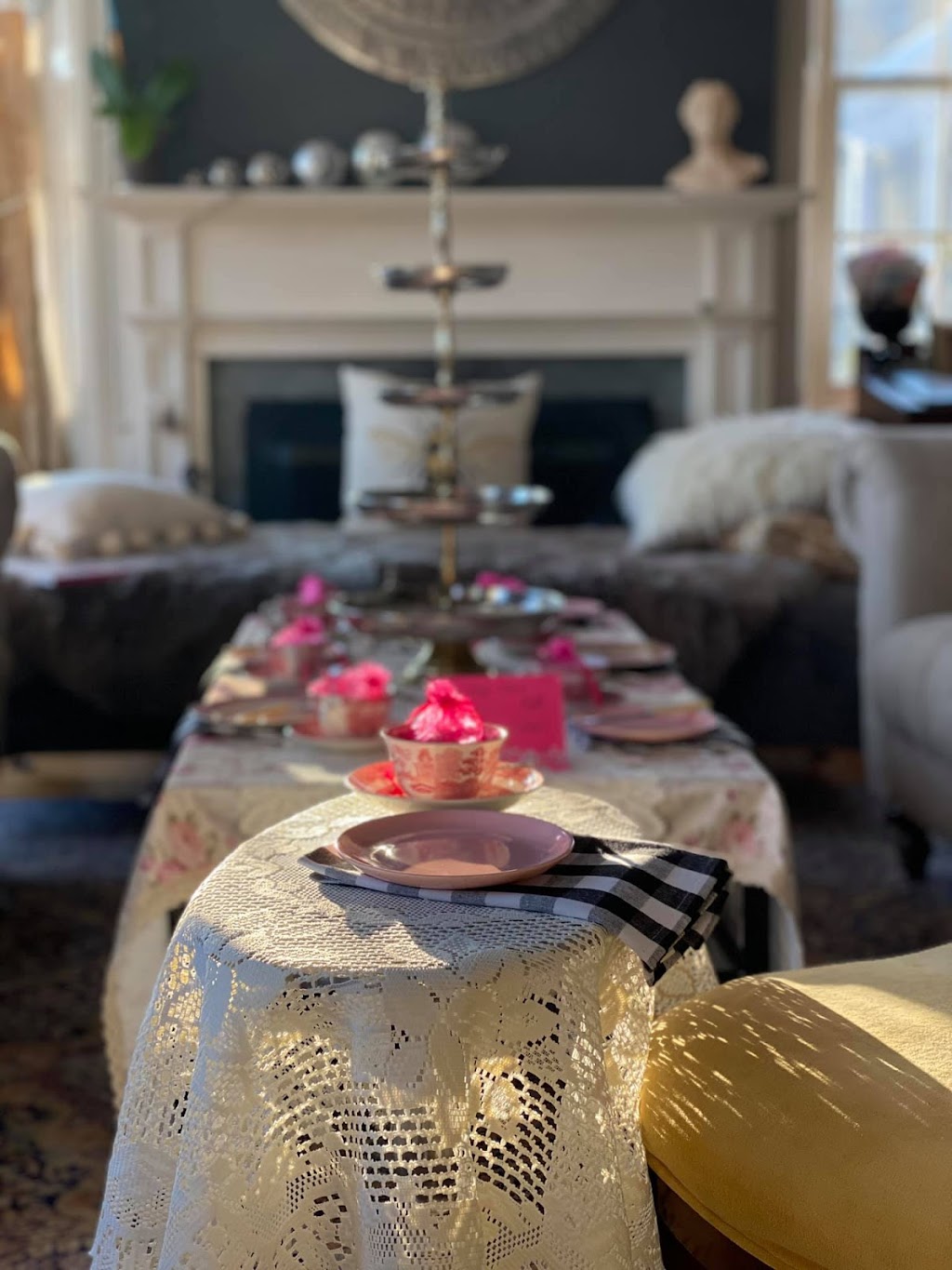 Silver Scone Tea Parties | cafe | 99 River Rd, New Ipswich, NH 03071, USA | 8016289779 OR +1 801-628-9779