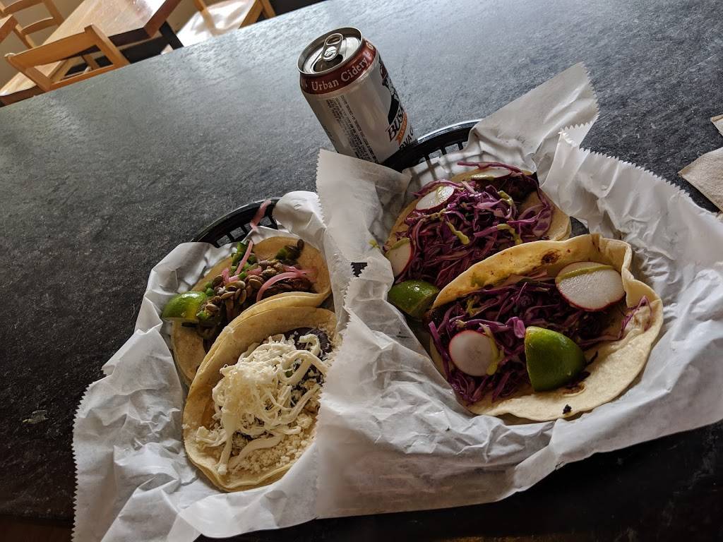 Brazos Tacos | restaurant | 925 2nd St SE, Charlottesville, VA 22902, USA | 4349841163 OR +1 434-984-1163
