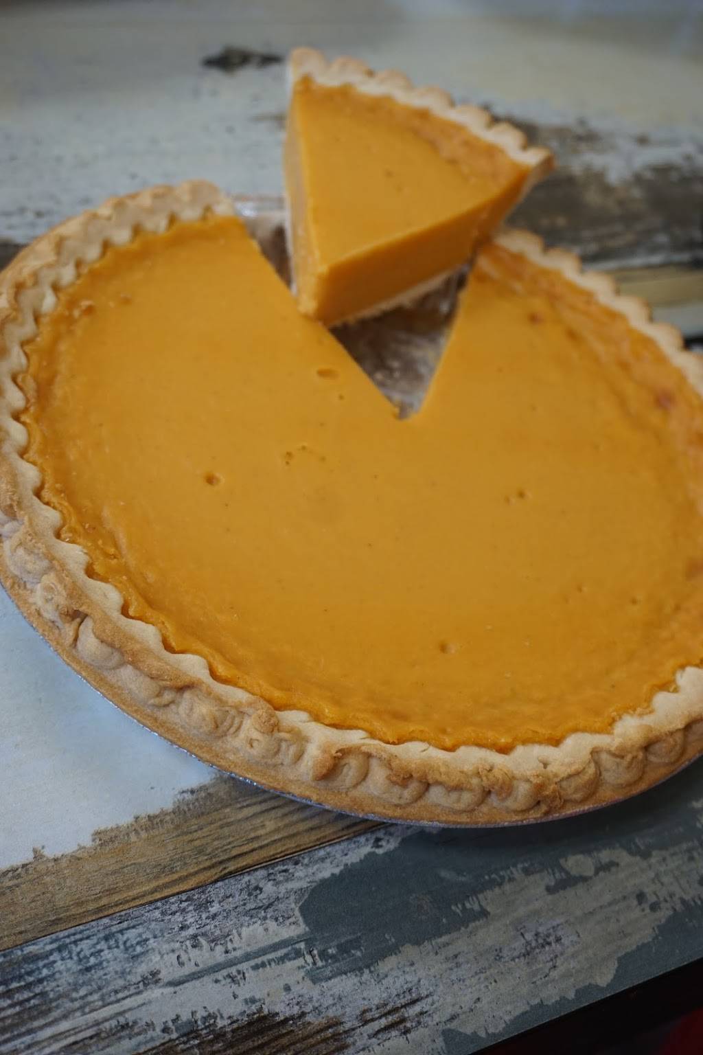 42 Fry Greenville | restaurant | 3109 E 10th St Suite A, Greenville, NC 27858, USA | 2527516436 OR +1 252-751-6436