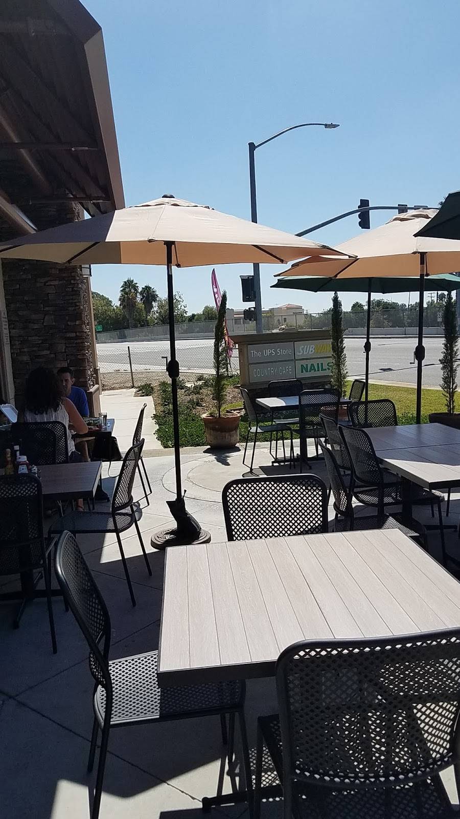 Country Cafe | restaurant | 2321 E 4th St, Santa Ana, CA 92705, USA | 6572475441 OR +1 657-247-5441