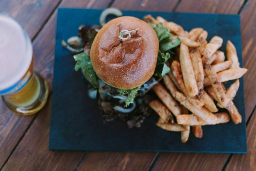 Café Bistro lAncestral | restaurant | 153 Boulevard Ste Anne, Sainte-Anne-des-Plaines, QC J0N 1H0, Canada | 4509414060 OR +1 450-941-4060