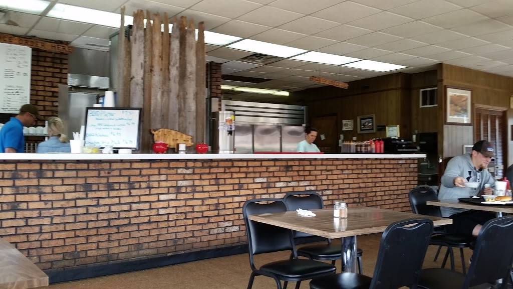 Big Johns Bar-B-Q | restaurant | 423 E Main St, Hohenwald, TN 38462, USA | 9317962244 OR +1 931-796-2244