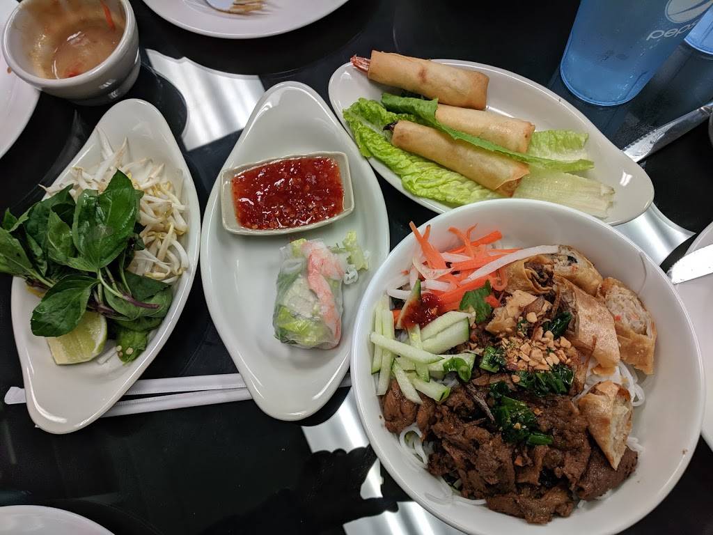 Viet bowl | restaurant | 692 21st St, Vero Beach, FL 32960, USA | 7729993967 OR +1 772-999-3967