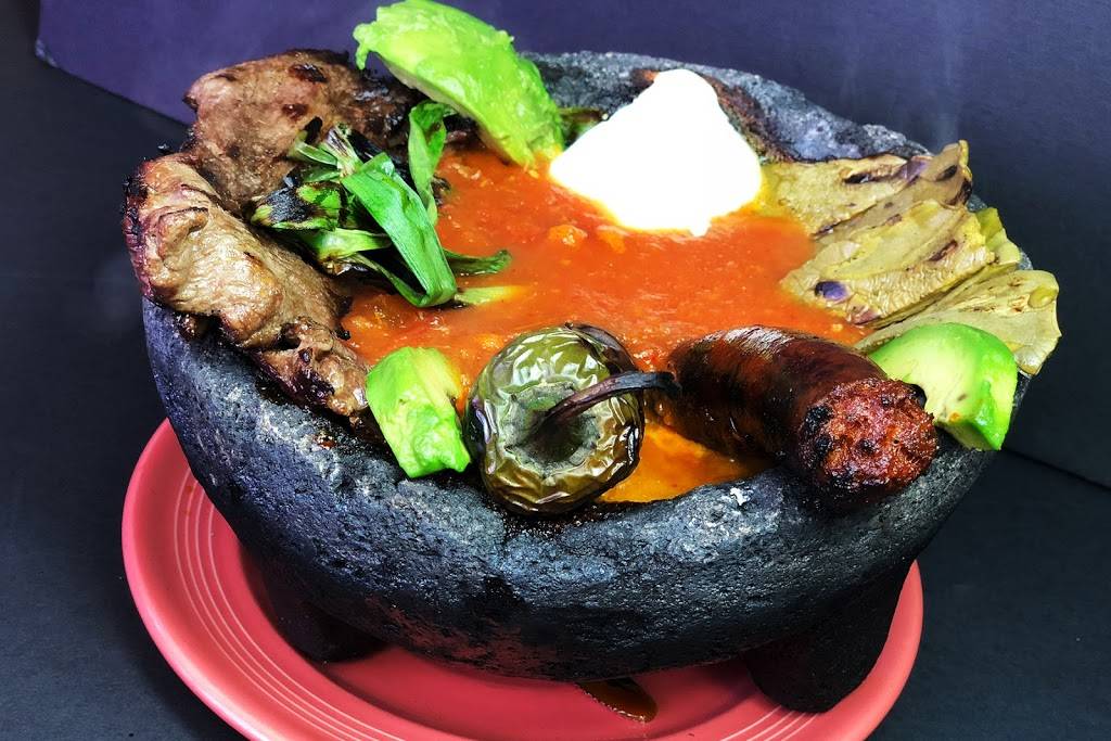 El Patio | restaurant | 9710 Aurora Ave N, Seattle, WA 98133, USA | 2065243046 OR +1 206-524-3046