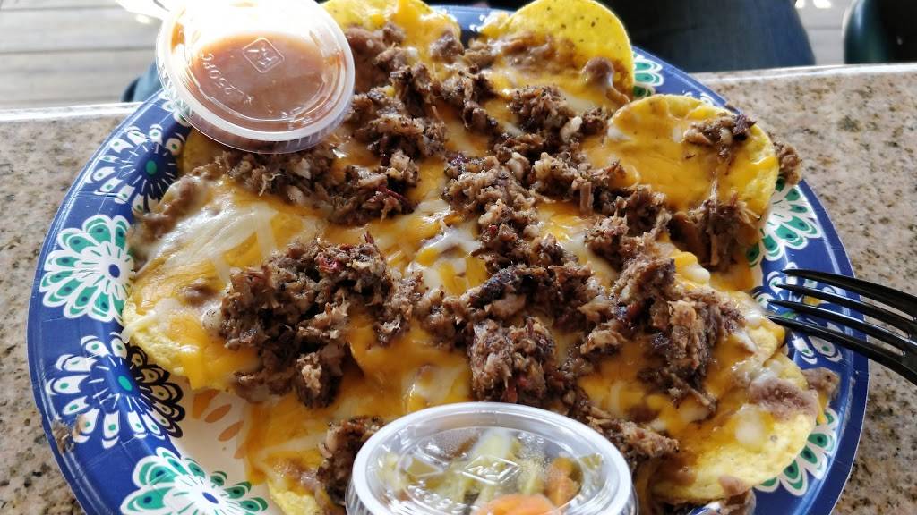 Hillbillyz of Texas | restaurant | 1913 Ranch Rd 473, Kendalia, TX 78027, USA | 2106430369 OR +1 210-643-0369