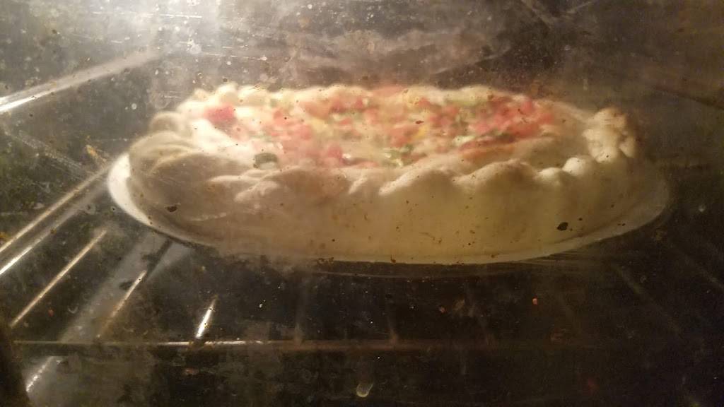 Papa Murphys Take N Bake Pizza | meal takeaway | W156N5530 Pilgrim Rd suite c, Menomonee Falls, WI 53051, USA | 2622527272 OR +1 262-252-7272