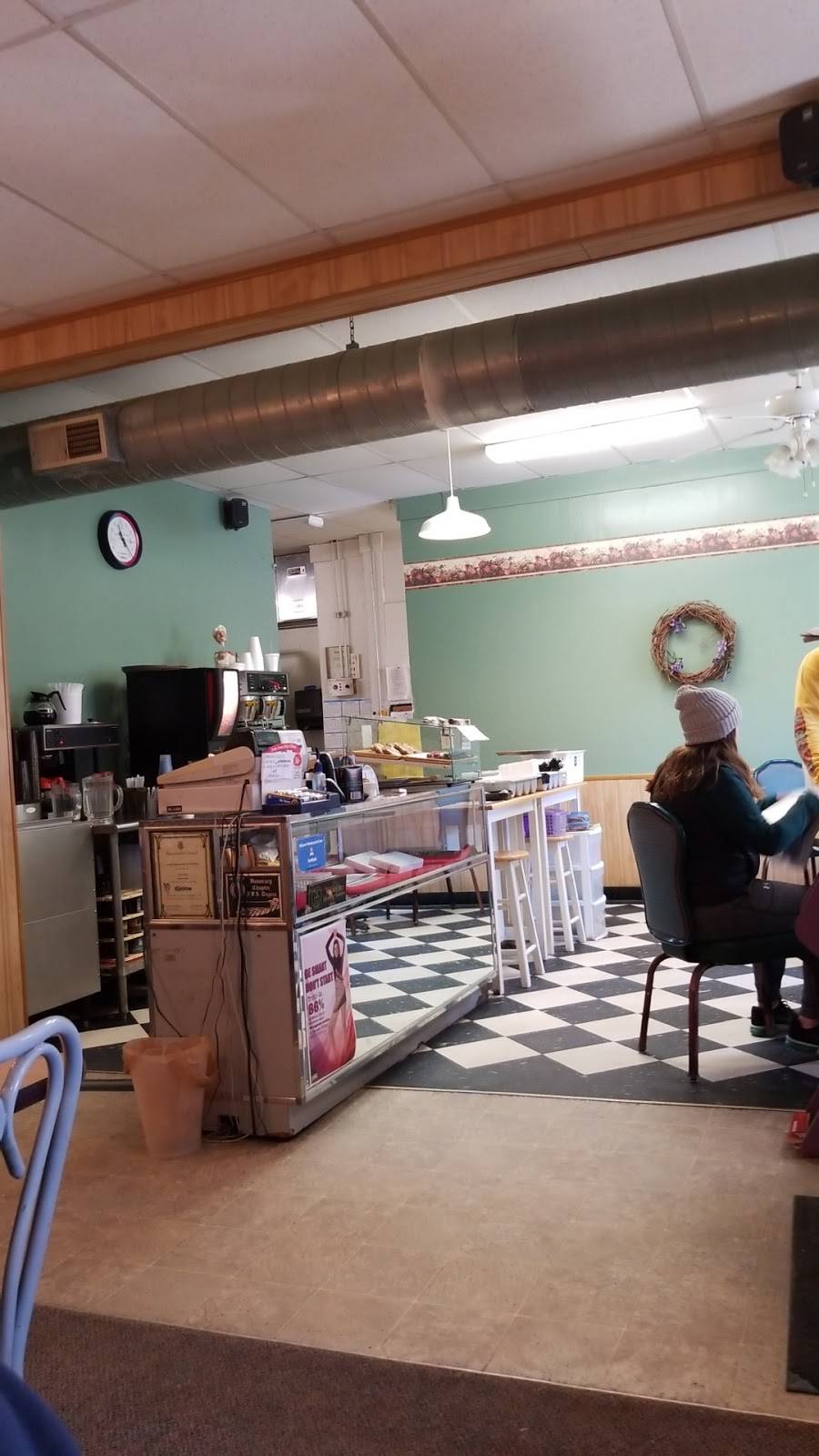 Jonis Restaurant & Catering | restaurant | 24 N Minnesota St, New Ulm, MN 56073, USA | 5073592018 OR +1 507-359-2018