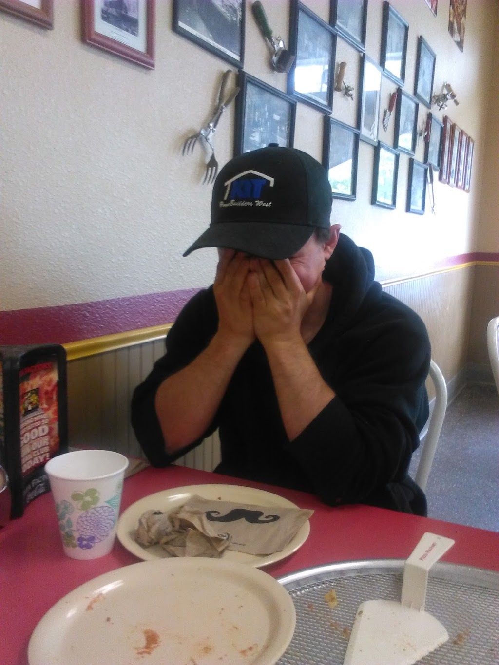 Pizza Factory | restaurant | 102 W 5th St, Emmett, ID 83617, USA | 2083987777 OR +1 208-398-7777