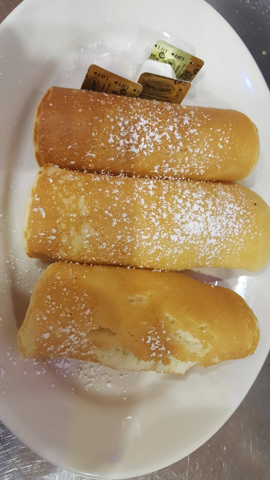 Victors Gyros & Pancake House | restaurant | 700 S Tillotson Ave, Muncie, IN 47304, USA | 7652881777 OR +1 765-288-1777